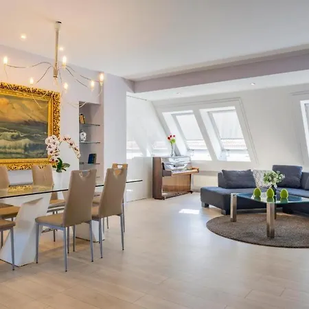شقة Duzy Apartament, Rynek, Sukiennice